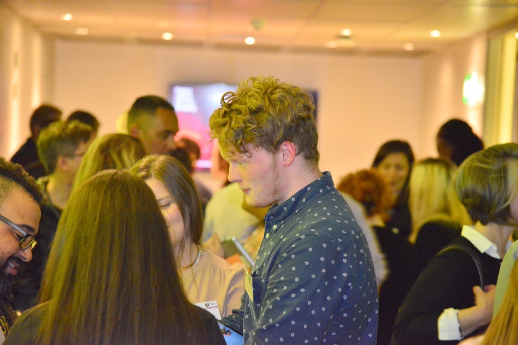  Lewis Hawkes networking  