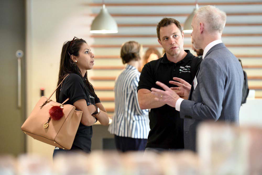  Justin Greetham talking with Aardvark Swift 