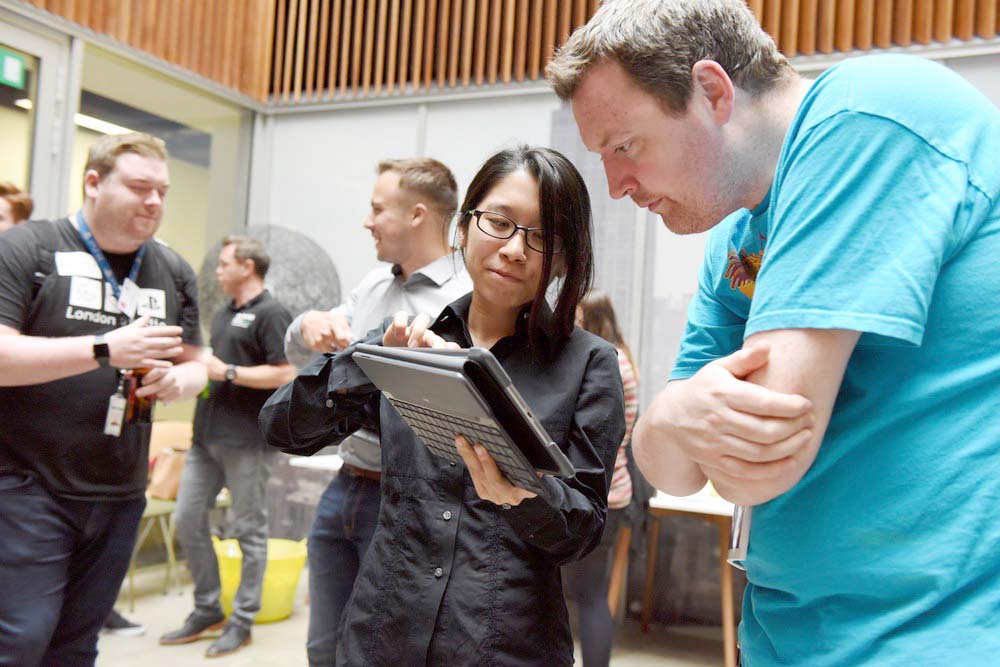  Working the ipads to demonstrate portfolio's .. 